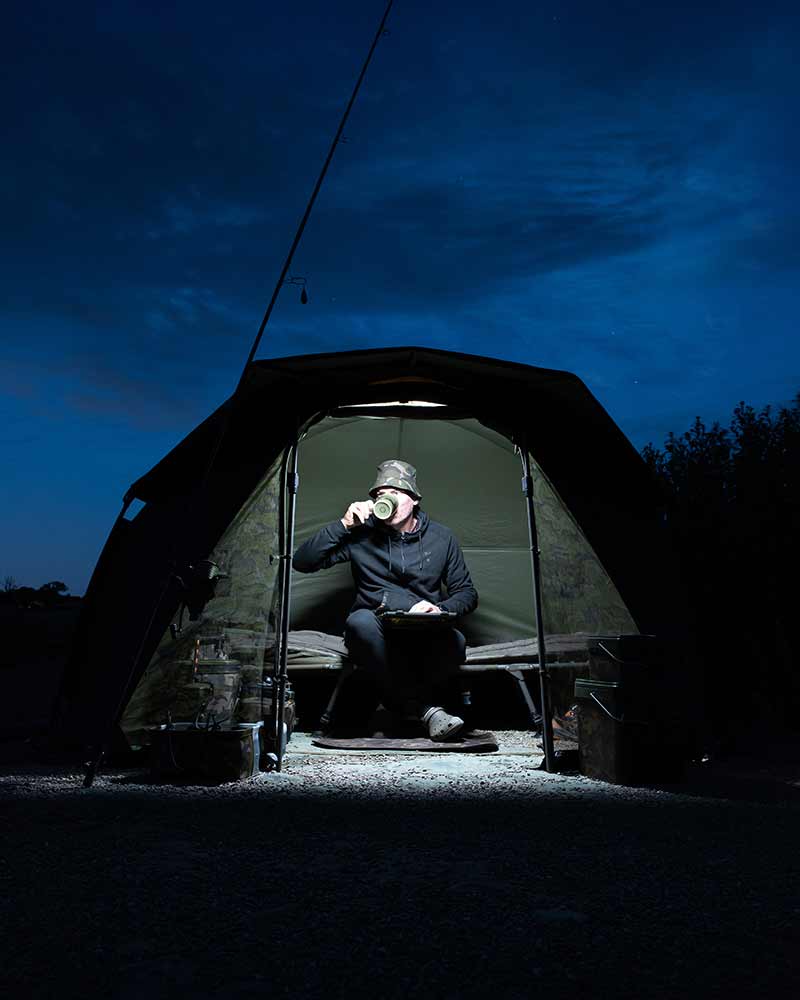 Fox Halo Multi - Colour Strip - Bivvy lamp - dé KarperCentrale Fox Halo Multi - Colour Strip - Bivvy lamp - dé KarperCentrale