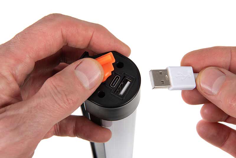 Fox Halo Multi - Colour Strip - Bivvy lamp - dé KarperCentrale Fox Halo Multi - Colour Strip - Bivvy lamp - dé KarperCentrale