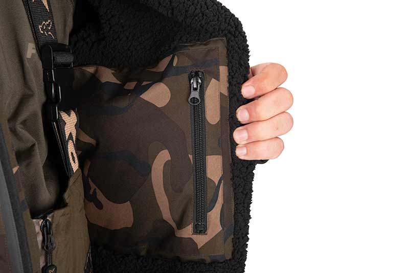 Fox Camo Sherpa - Tec 3 4 Jas Ltd - dé KarperCentrale